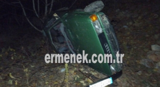 Otomobil takla attı