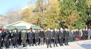 Ulu Önder Atatürk saygıyla anıldı