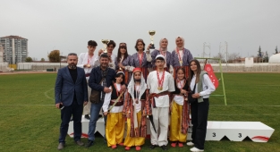 Ermenek Anadolu Lisesi Takım Halinde Birinci Oldu