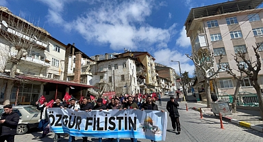 Üniversite Öğrencileri Filistin İçin Yürüdü