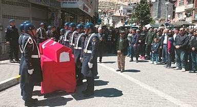 Uzman Çavuş Osman Davarcı Askeri Törenle Uğurlandı