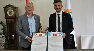 Ermenek Belediyesi ile Anamur Belediyesi Arasında Kardeş Belediye Protokolü İmzalandı