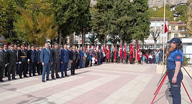 29 Ekim Cumhuriyet Bayramı Çelenk Sunma Töreni Yapıldı