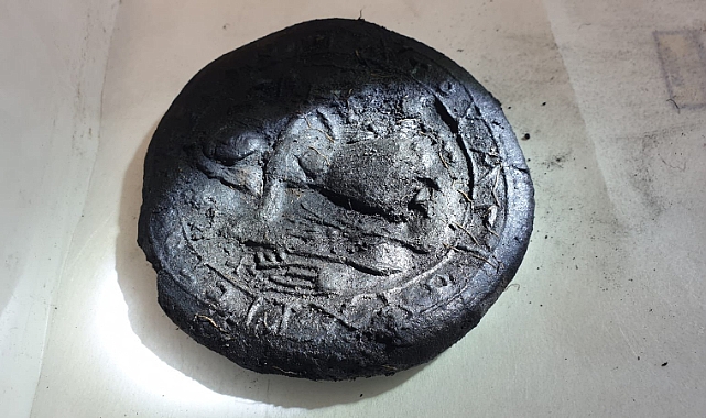 Ermenek'te Bulunan 1400 Yıllık Ekmek Dünyada Bir İlk