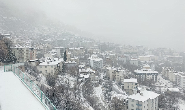 Ermenek Merkez Beyaza Büründü: Buzlanma ve Ulaşım Uyarısı