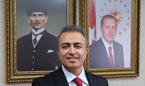 Şatafat Değil Hizmet: Vali Çiçek'ten Örnek Ziyaret