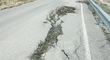Yetkililer Sessiz, Tehlike Büyüyor! Ermenek’te Alarm Veren Yol