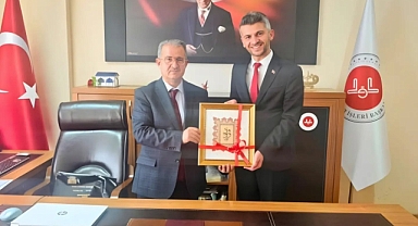 Başkan Bozcu İlçe Müftüsünü Ziyaret Etti